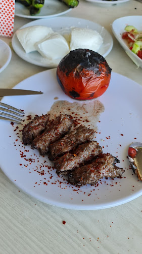 Değirmen Odun Köfte - Salihli