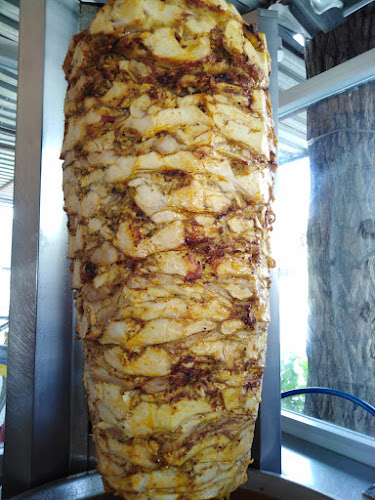 Opinii despre Mutlu Döner în Yüreğir - Gastronomi ve konaklama