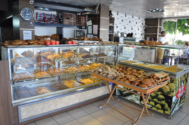 Ye Ye Bakery - Gastronomi ve konaklama