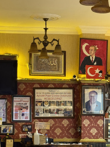 Ayvalık Paşa Çorba ve zeytinyagli ev yemekleri salonu - Ayvalık