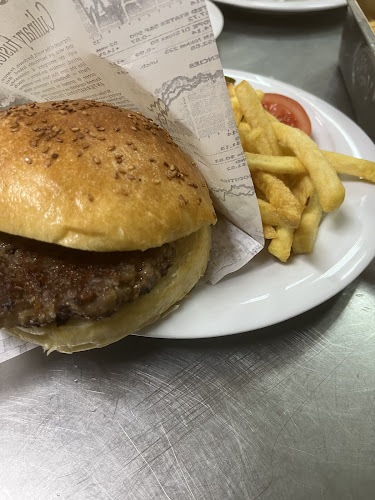 Taş Kafe - Gastronomi ve konaklama