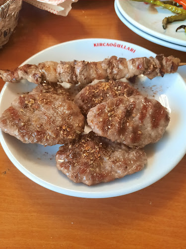 Kırcaoğulları Akhisar Kasap Köfte - Gastronomi ve konaklama