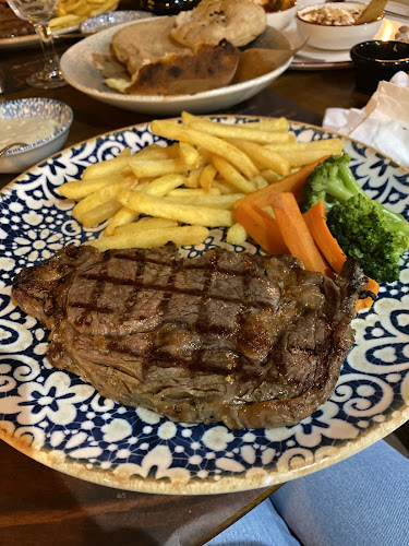 Opinii despre Çarıklı Et Restaurant în Fethiye - Gastronomi ve konaklama