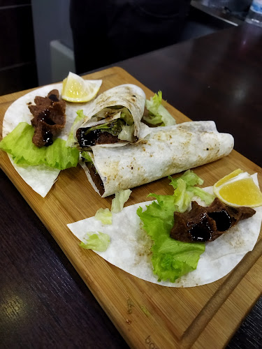 Bi Kumru Paşa Alanı - Gastronomi ve konaklama