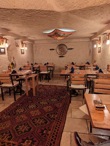 Opinii despre Soffy's Restaurant în Göreme/Nevşehir Merkez - Gastronomi ve konaklama