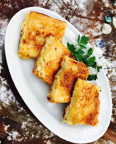 Falez Cafe - Gastronomi ve konaklama