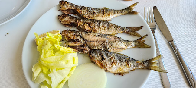 Opinii despre DOLPHIN BALIK RESTAURANT ( SARIYER BALIK RESTAURANT) în İstanbul - Gastronomi ve konaklama