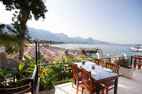 Yacht Club Restaurant