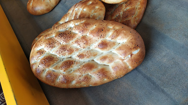 Opinii despre Karadeniz Odun Ekmeği în Akpınar - Gastronomi ve konaklama