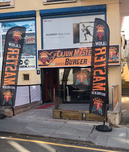 MASTER CAJUN BURGER - Mamak