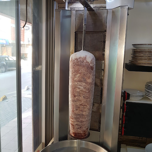 Opinii despre Köroğlu Fast Food în Avcılar - Gastronomi ve konaklama