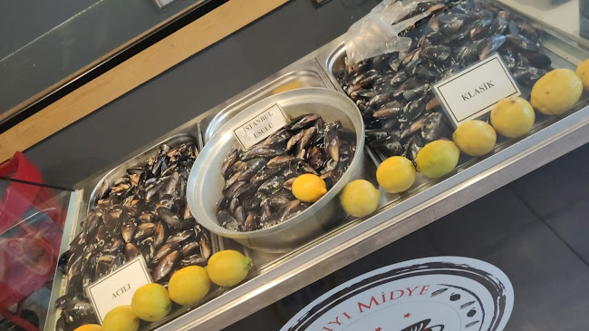 Kıyı midye - Gastronomi ve konaklama