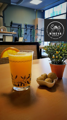 Opinii despre Ninova Kütüphane în Odunpazarı - Gastronomi ve konaklama