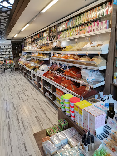 Tarihi Taşhan Kahve - Gastronomi ve konaklama