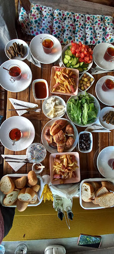 Comentarii opinii despre Hevas Garden Kır Bahçesi Ve Kahvaltı