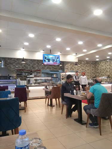 Comentarii opinii despre AltınbilgeHAN RESTAURANT