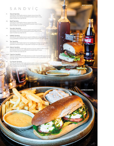 Opinii despre Woow Lounge Cafe în İstanbul - Gastronomi ve konaklama