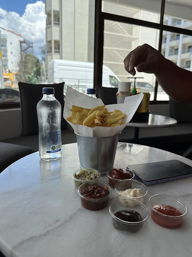 Akali Marmaris - Gastronomi ve konaklama