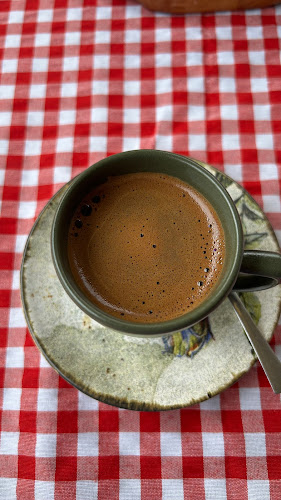 Cihangir, Bakraç Sk. No: 34 A D:B, 34433 Beyoğlu/İstanbul