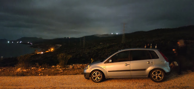 Bukowski Tepesi - Gastronomi ve konaklama