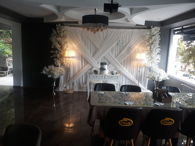 Urfa Beykonağı Ereğli - Gastronomi ve konaklama