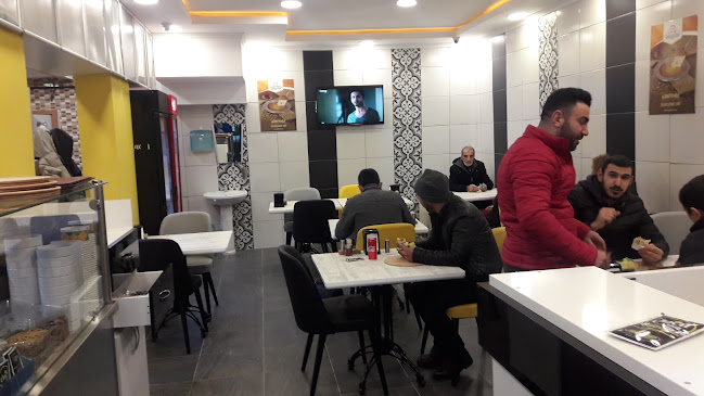 Opinii despre Öncü usta döner pide lahmacun în Pendik - Gastronomi ve konaklama