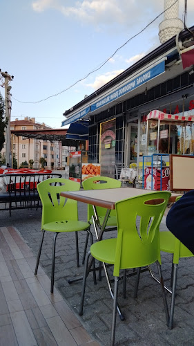 Özmaras Maraş Dondurma Salonu