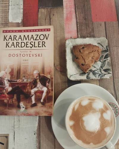 Cervantes Kitap Cafe - Gastronomi ve konaklama