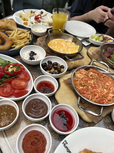 The Hunger Kıyı İstanbul - Büyükçekmece