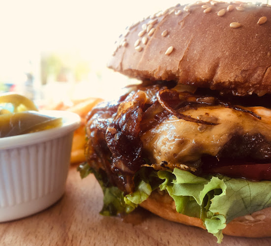 Pizza Mina - Gastronomi ve konaklama