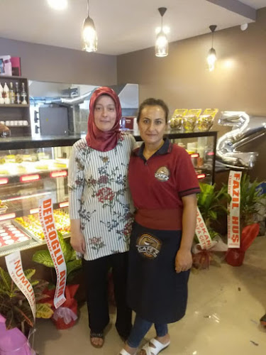 Opinii despre Cafe Z Bistro & Lounge în Eşme - Gastronomi ve konaklama