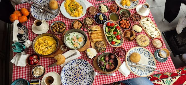 Opinii despre Sa Va Anatolian Breakfast House în Beyoğlu - Gastronomi ve konaklama