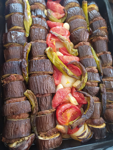 Opinii despre Tuana kafe ve ev yemekleri în Bayraklı - Gastronomi ve konaklama