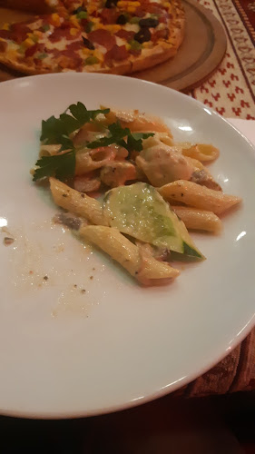 Opinii despre Metropolis Restaurant Cafe&Bar în Fatih - Gastronomi ve konaklama