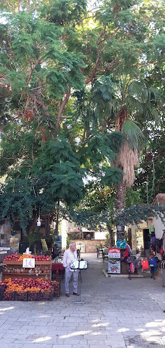 Side, Karanfil Sk., 07330 Manavgat/Antalya