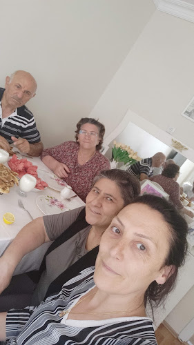 Opinii despre Kardeşler Ekmek Fabrikasi în Sivas - Gastronomi ve konaklama