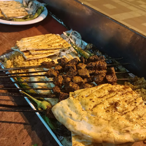 Opinii despre Eski Garaj Kebap & Izgara în Battalgazi - Gastronomi ve konaklama