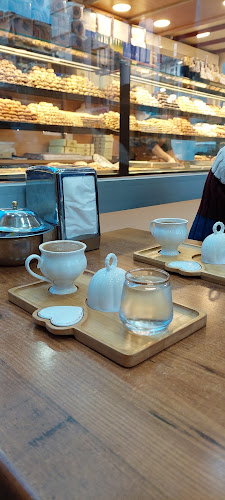 Opinii despre Aydın Pastanesi în Bahçelievler - Gastronomi ve konaklama