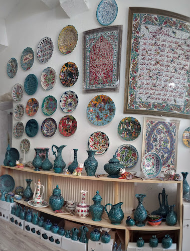 Mahmut Çelebi, Salim Demircan Sk. No:4, 16860 İzni̇k/Bursa