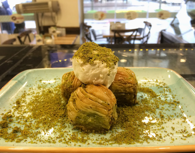 Göynüklü Ömer Usta Dondurmaları Bosna Caddesi