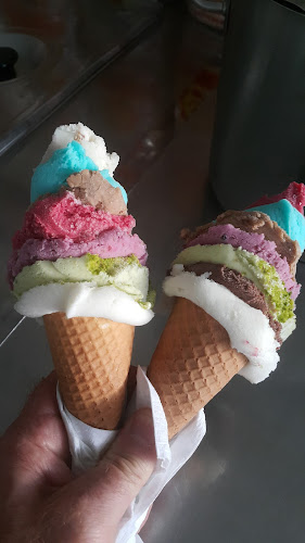 İsmail Şafak Dondurma - Gastronomi ve konaklama