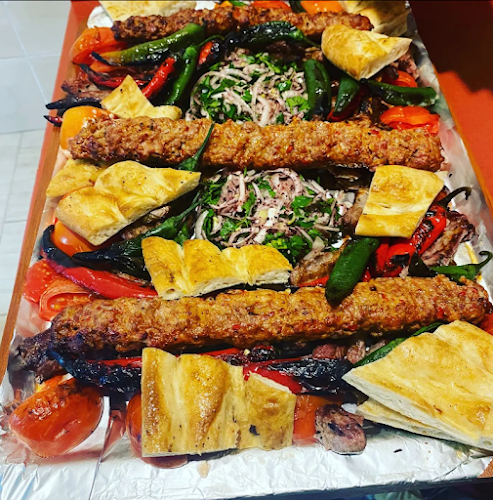 Comentarii opinii despre Ay