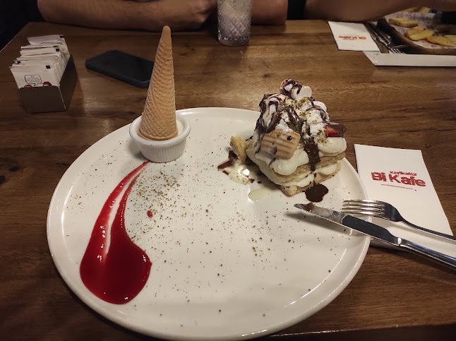 Comentarii opinii despre Karikatür Bi Kafe Batıkent