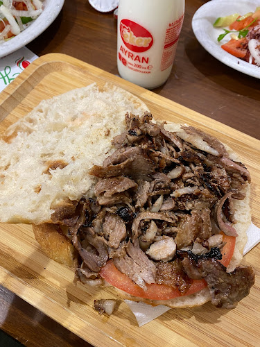 Hacıefendi Döner Köfte - Gastronomi ve konaklama