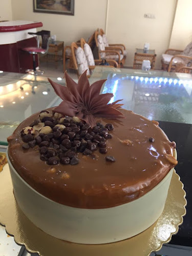 Opinii despre Fıstık Ağacı Pastanesi în Karaköprü/Şanlıurfa Merkez - Gastronomi ve konaklama