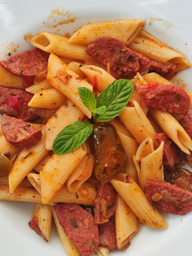 Bizim Ev Yemekleri - Gastronomi ve konaklama