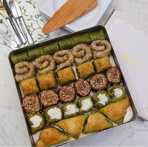 Mado Burhaniye - Gastronomi ve konaklama