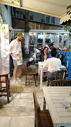 Mia Cafe&Bakery by klavuz