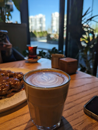 Crepello İstanbul - Gastronomi ve konaklama