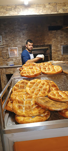 Comentarii opinii despre Sari Firin Unlu Mamülleri